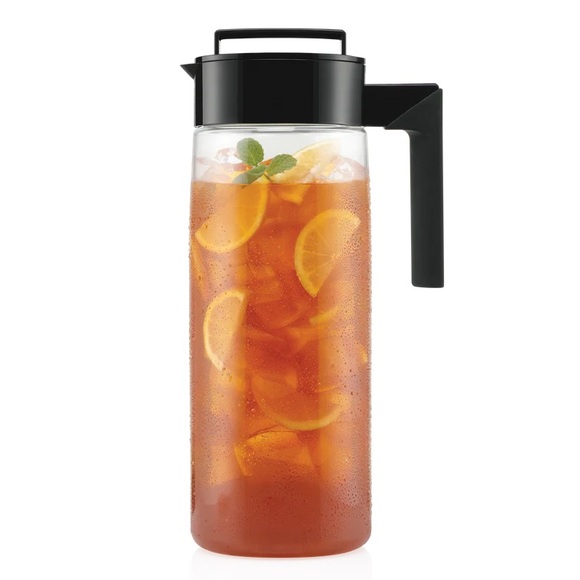 NWT Takeya Airtight Pitcher 2 Quart Black - Picture 1 of 4